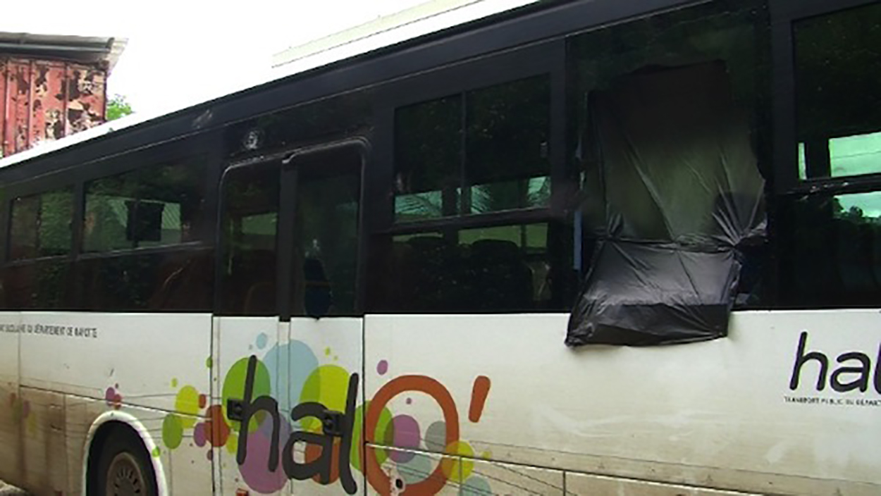 Encore un lundi noir pour le monde très atteint des transports scolaires